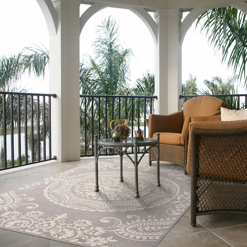 Signature Home Piermont Medallion Indoor/Outdoor Area Rug - 5'3 x 7'4