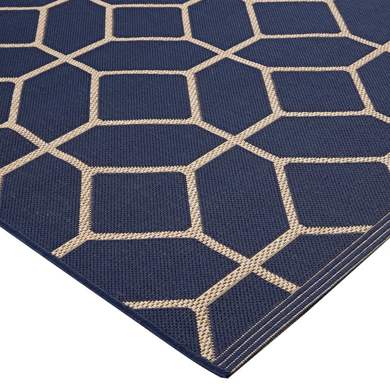 Signature Home Glenrose Navy Blue Indoor/Outdoor Area Rug - 5'3 x 7'4