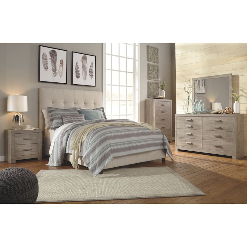 Signature Design by Ashley Balnain Grey 5-drawer Chest