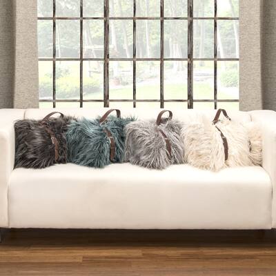 Siscovers Llama Belted Faux Fur Throw