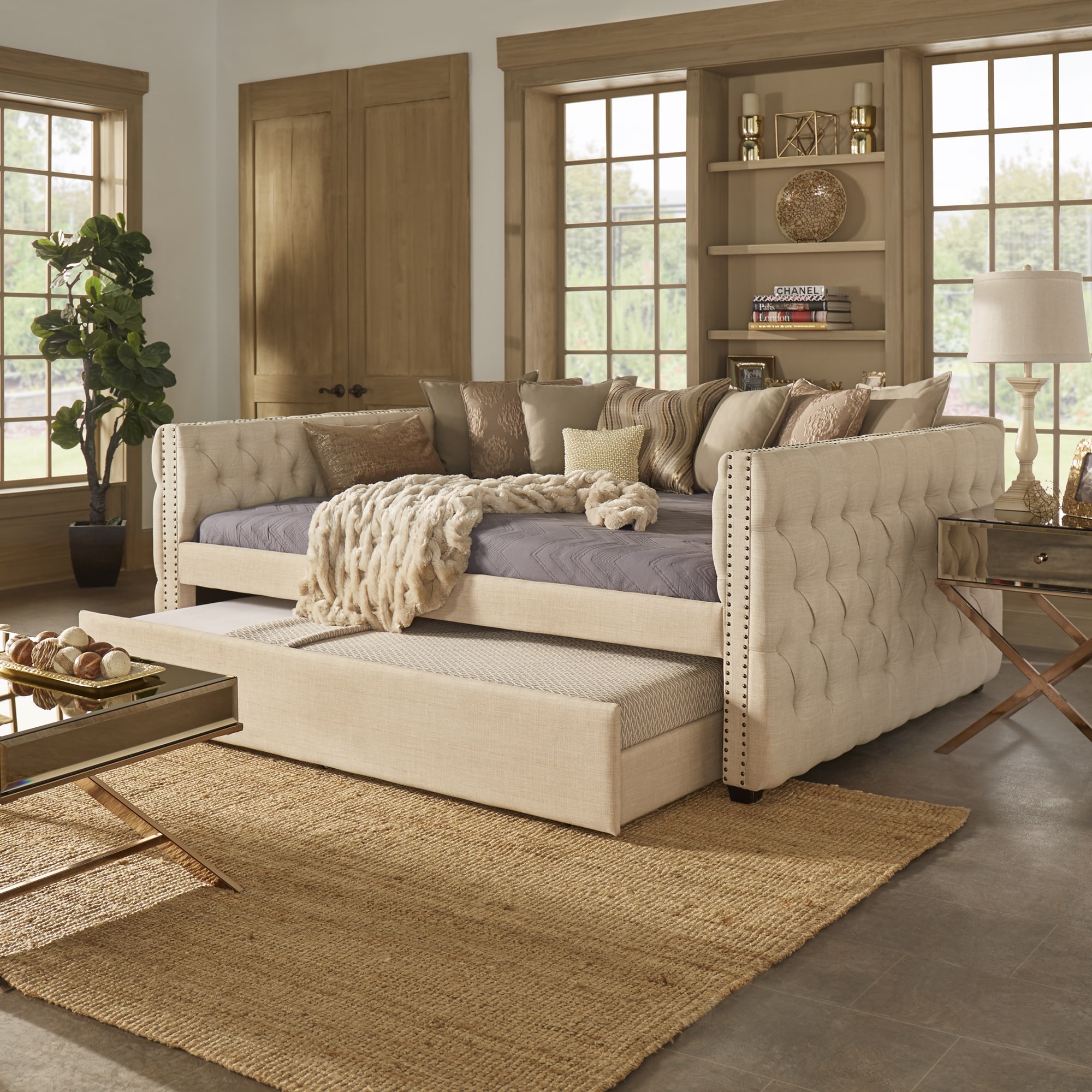 Knightsbridge Full Size Tufted Nailhead Chesterfield Daybed and Trundle