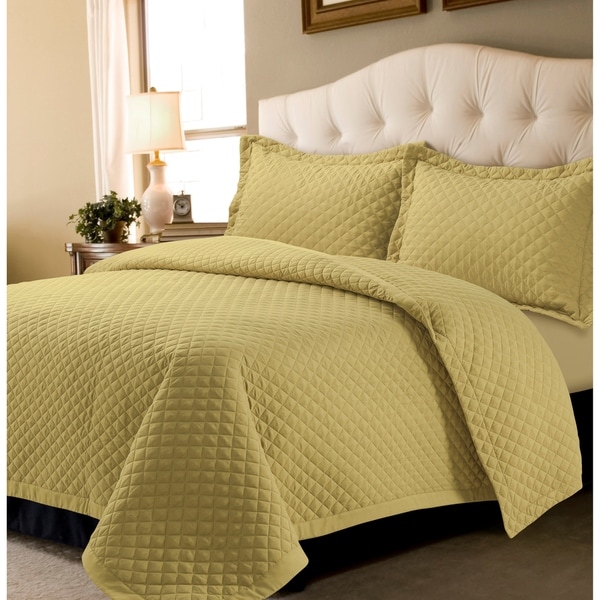 solid color quilts and coverlets