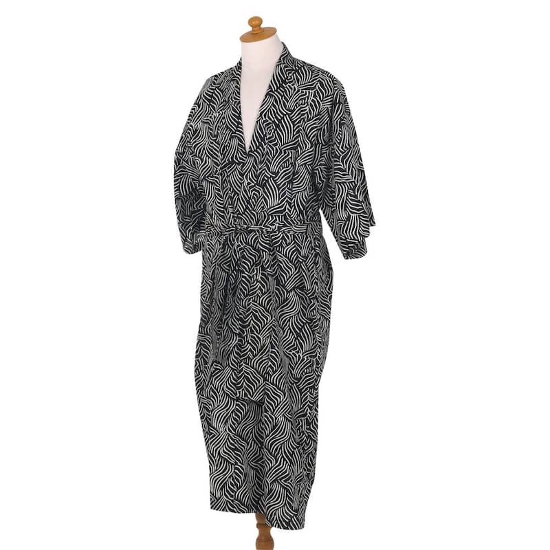 NOVICA Handmade Men's Cotton 'Bedeg' Batik Robe (Indonesia)