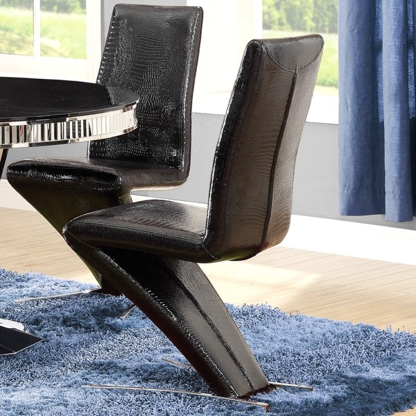 The Ultimate Guide to 10 Essential Upholstered Armchairs