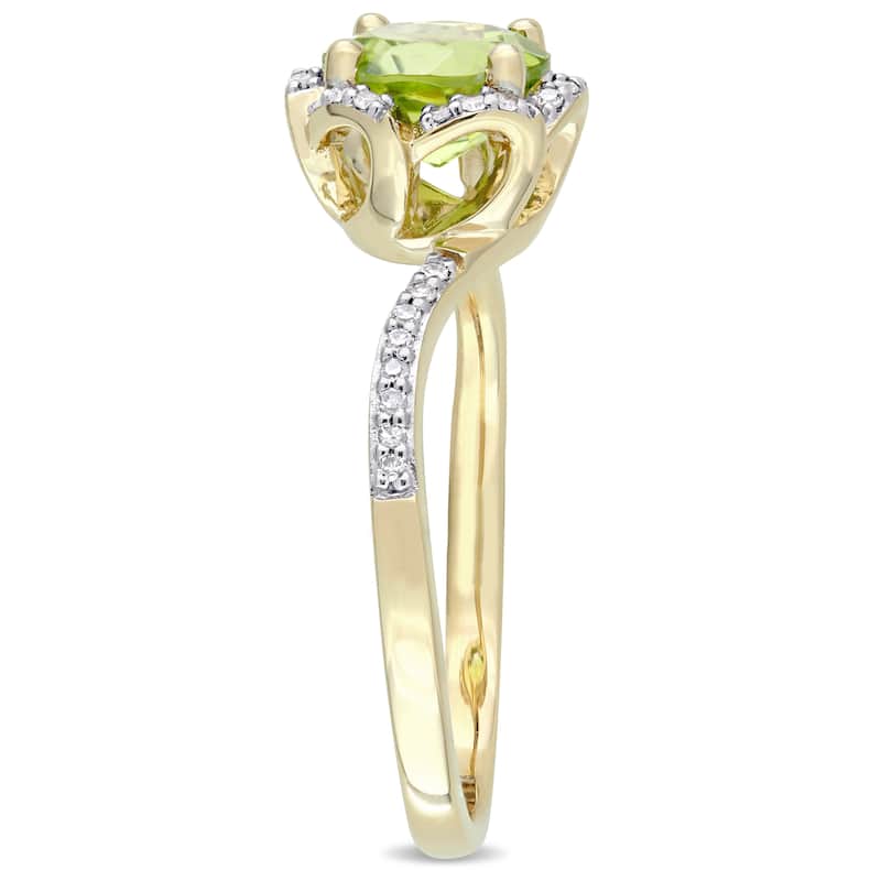 Miadora Signature Collection 14k Yellow Gold Peridot and 1/10ct TDW Diamond Round Halo Bypass Slende - Green