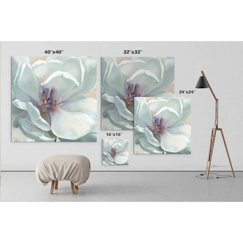 'Iridescent Bloom I' Canvas Premium Gallery-wrapped Wall Art