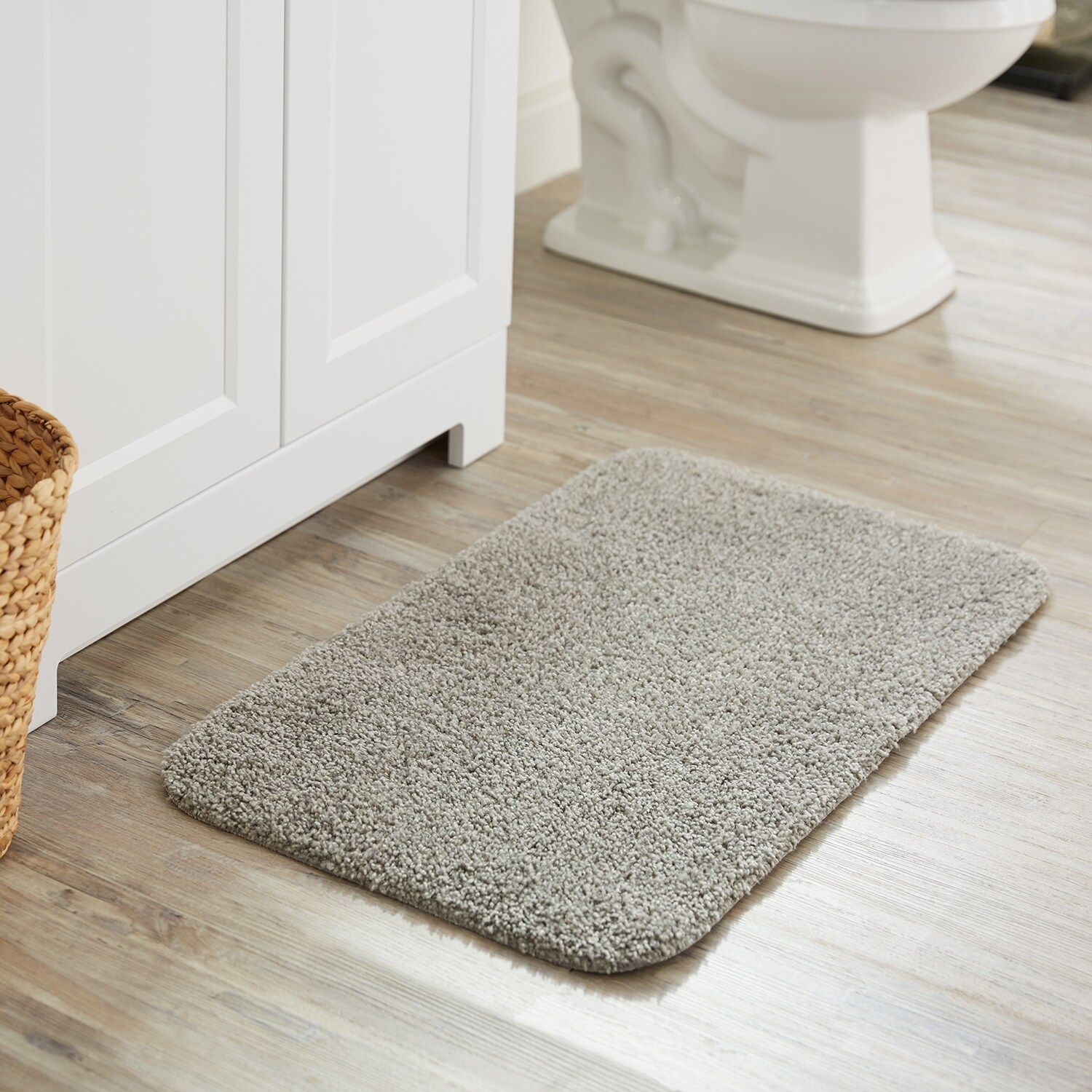 Bed Bath & Beyond Bathroom Rugs Mat - Light Grey - 32'' x 20