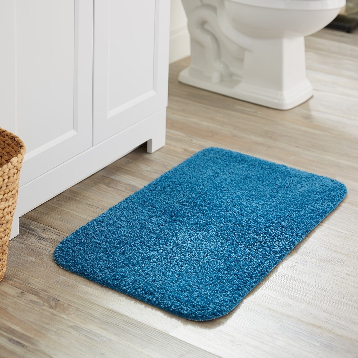 Mohawk Home New Regency Diamond Blue 17 in. x 24 in. Polyester Machine  Washable Bath Mat - Yahoo Shopping