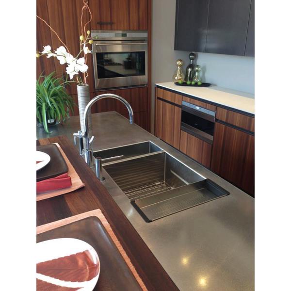 Franke PKX160 Peak Offset to the Right Double Bowl Undermount Kitchen Sink