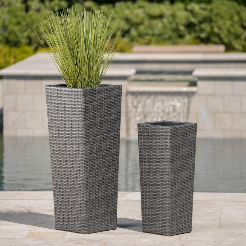 Everest Outdoor Wicker Flower Pot Plant Stand(Set of 2) by Christopher Knight Home
