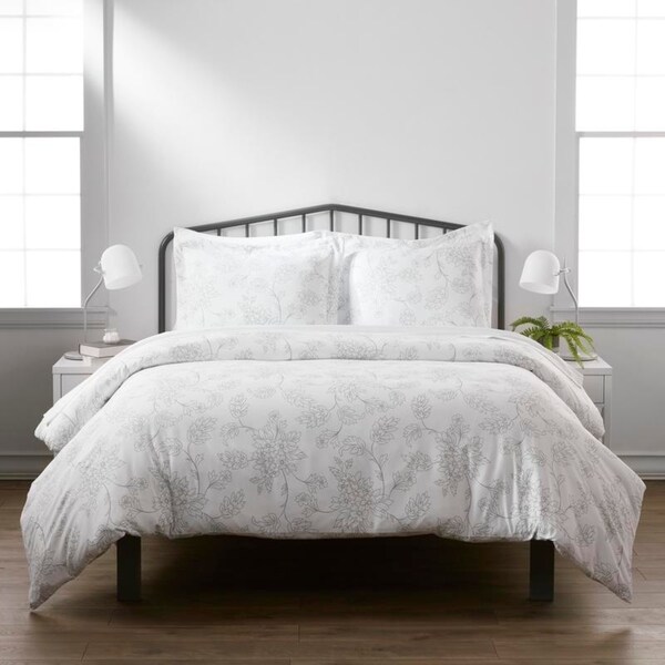 Merit Linens Premium Ultra-soft Vine Pattern 3-piece Duvet Cover Set. Opens flyout.