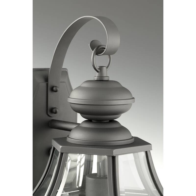 New Haven Aluminum 3-light Hanging Lantern
