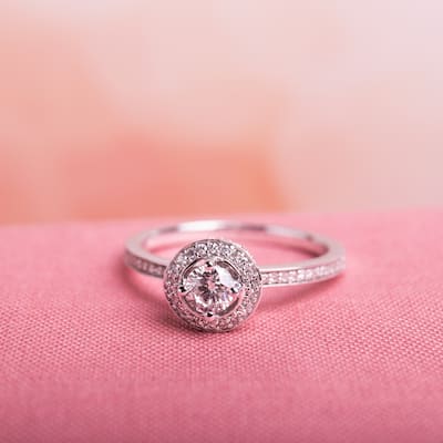 Miadora 14k White Gold 1/2ct TDW Diamond Halo Engagement Ring