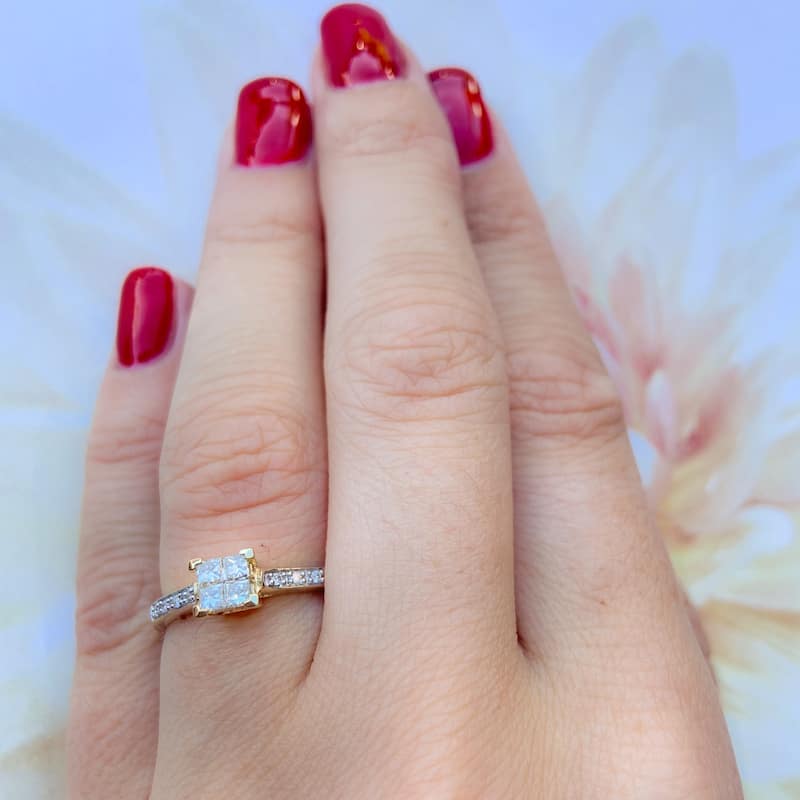 Miadora Signature Collection 10k Yellow Gold 1/4ct TDW Diamond Engagement Ring - White