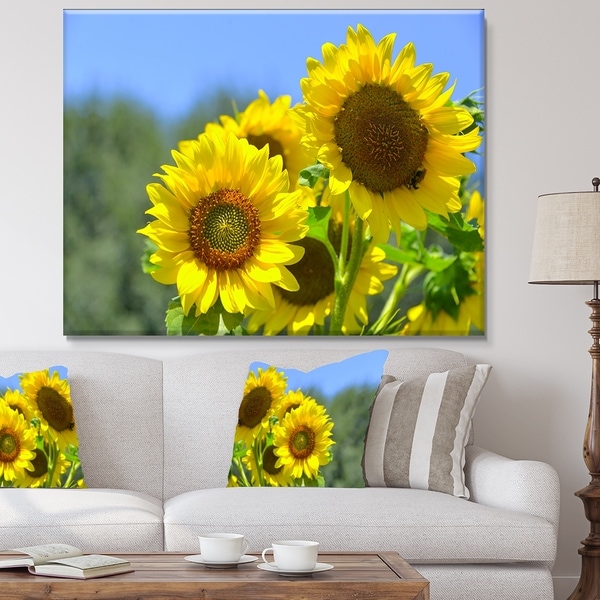 Designart 'Beautiful Sunflowers View' Floral Canvas Wall Art - Multi ...