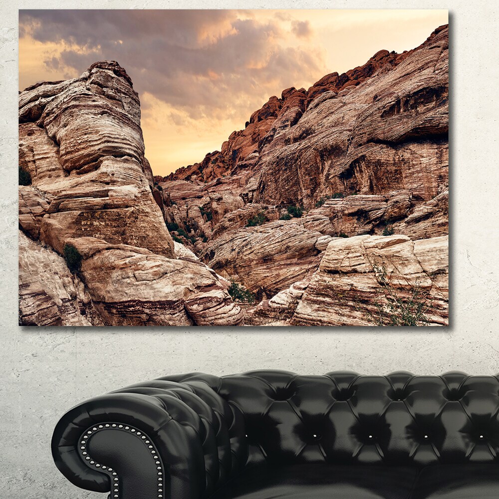 Designart 'Valley of Fire Landscape Panorama' Landscape Framed Canvas Art Print - 20 in. Wide x 12 in. High