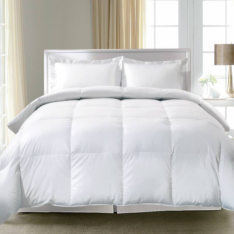 Hotel Grand 300 Thread Count Oversized White Down And Feather Comforter