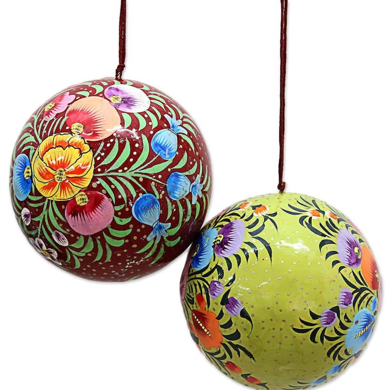 NOVICA Handmade Set of 4 Papier Mache Ornaments, 'Floral Beauty' (India)