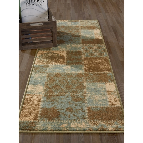 Anne Collection Multicolored Polypropylene Damask Patchwork Runner Rug (2'2 x 6'0) - 2'2" x 7'