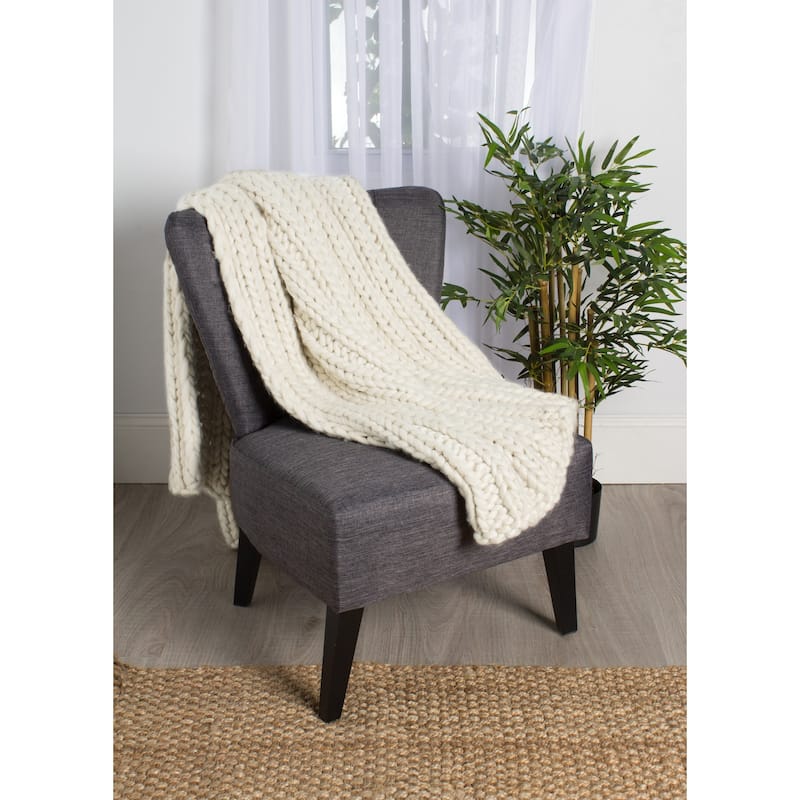 Kate and Laurel Chunky Knit Throw