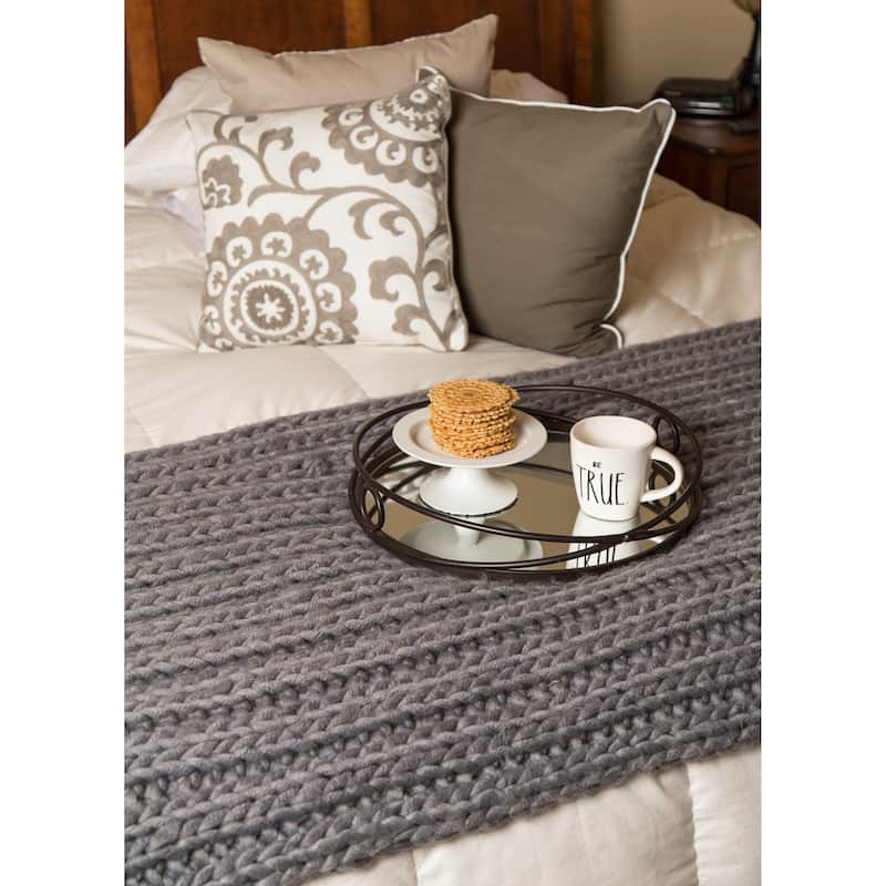 Kate and Laurel Chunky Knit Throw