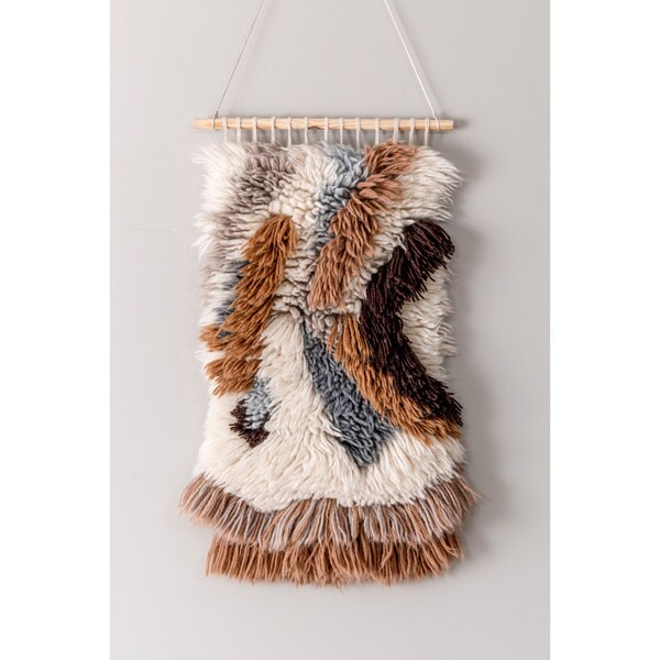 nuLoom Handmade Modern Chevron Shag Wall Hanging (1' 3 x 2' 3)