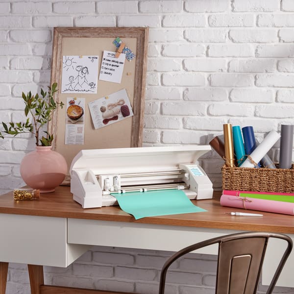 Baby Lock - NOTIONS: Silhouette CAMEO 3 electronic cutting system