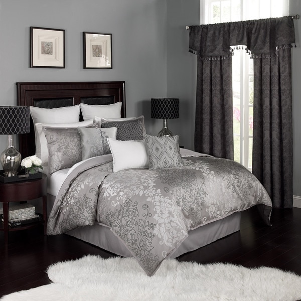 Beautyrest Chacenay Pewter 4 Piece Comforter Set