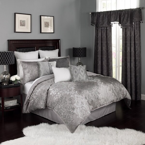Beautyrest Chacenay Pewter 4 Piece Comforter Set