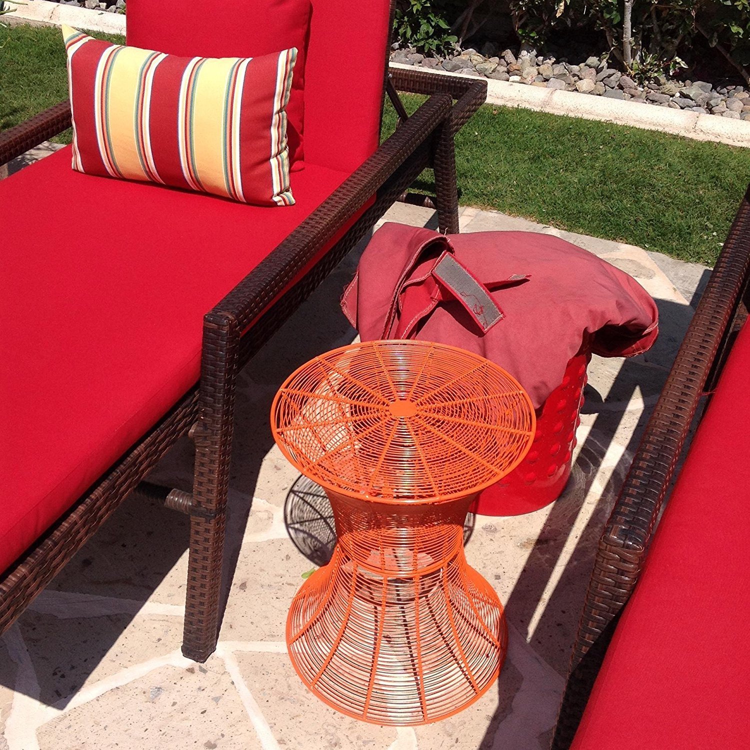 Shop Orange Woven Iron Wire Patio Round Side Table Overstock 14745586