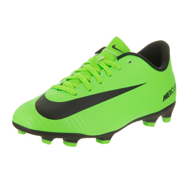 nike green soccer shoes