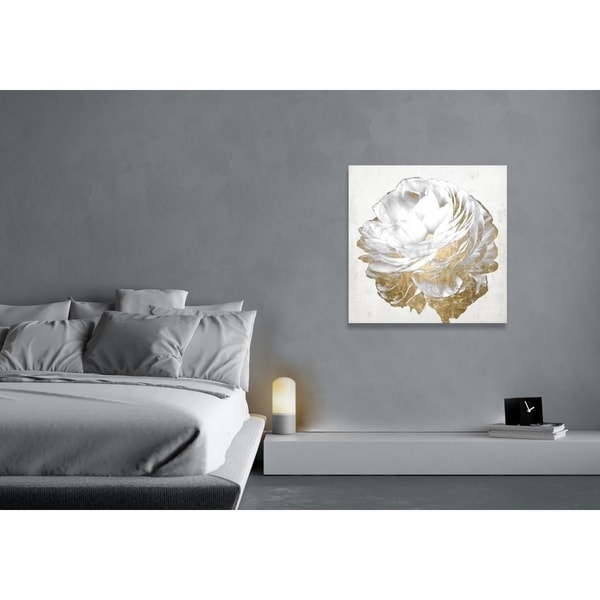 Oliver Gal 'Gold and Light Floral White' Fashion and Glam Florals Gallery Wrapped Canvas Art - Gold/White