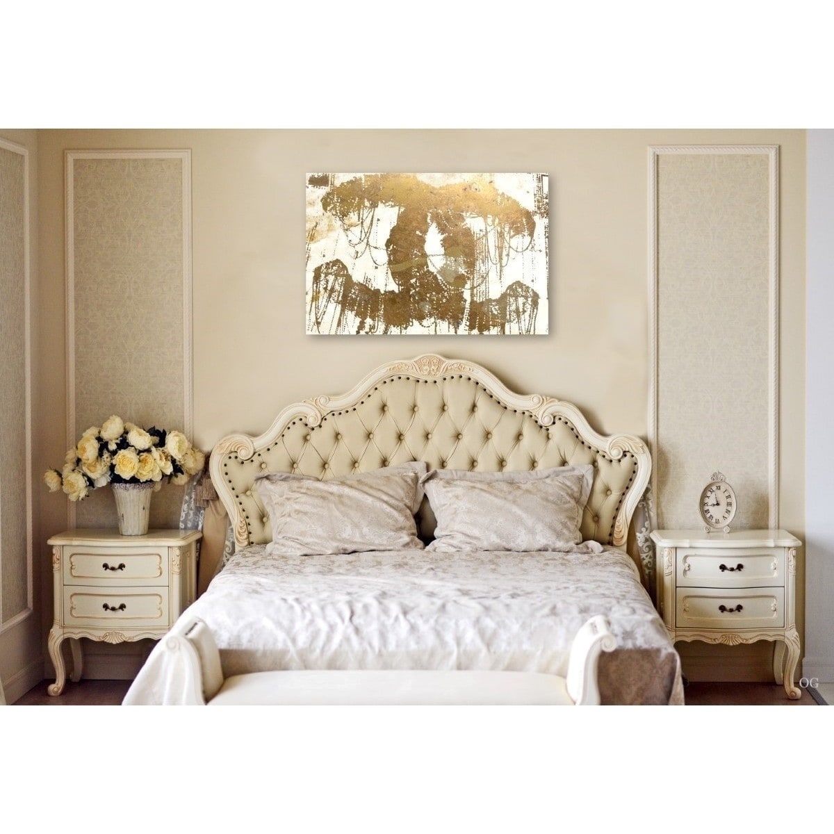 Oliver Gal 'Hey Lolita Gold' Fashion and Glam Wall Art Canvas