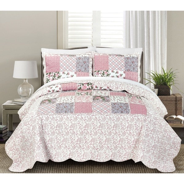 Blissful Living Lyssa Pink 3 Piece Luxury Ruffle Quilt Set