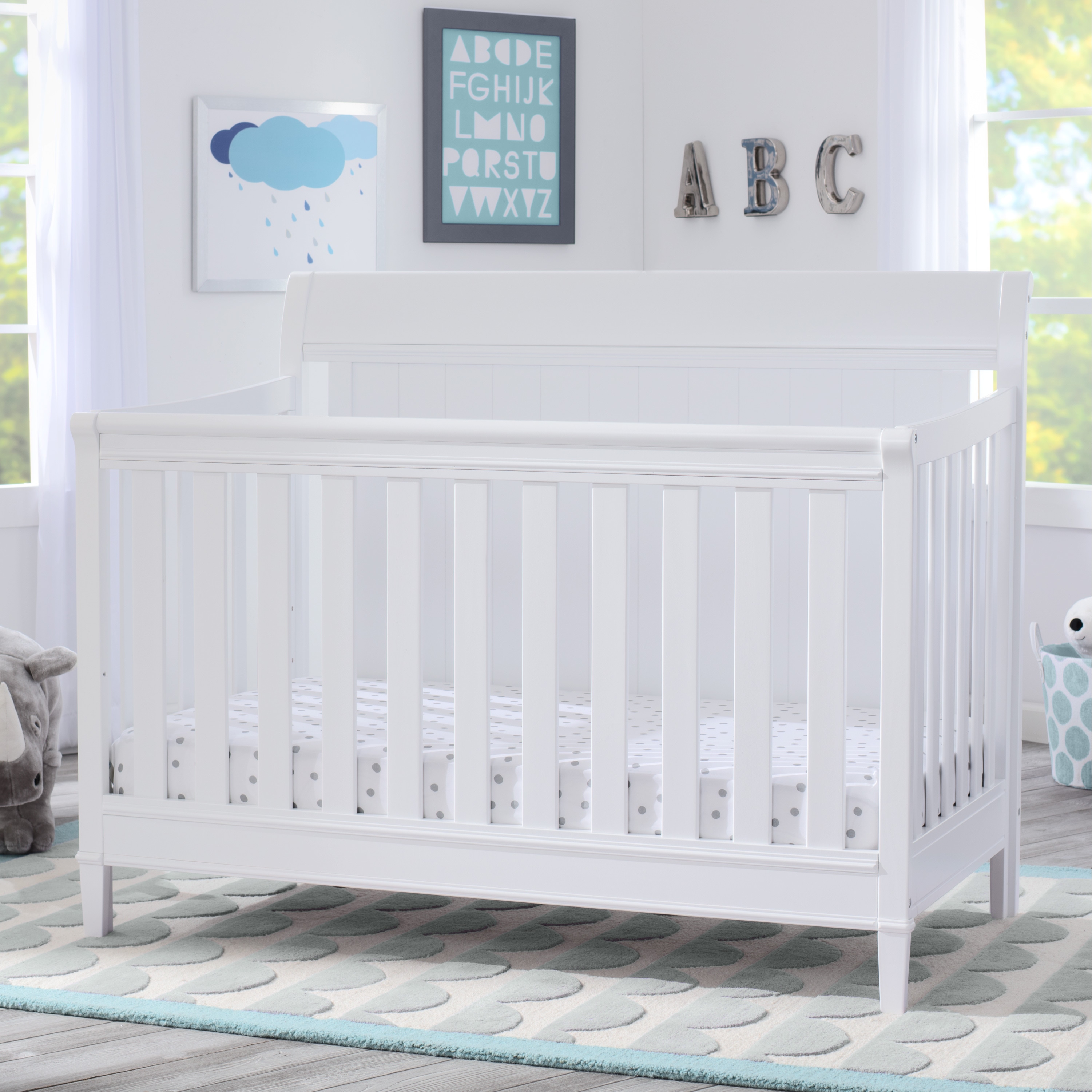 Delta Children New Haven 4 in 1 Convertible Crib Bianca