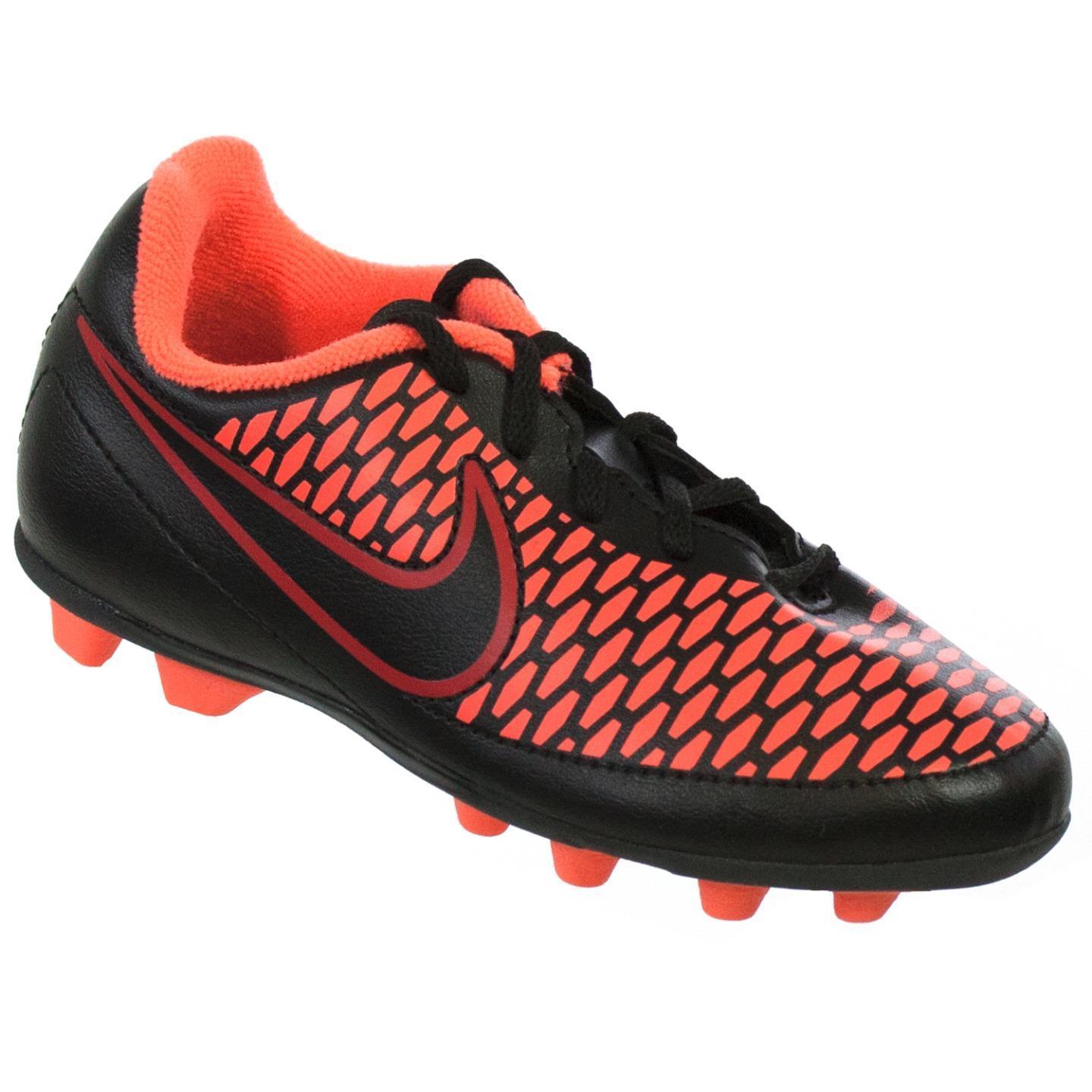 11c football cleats