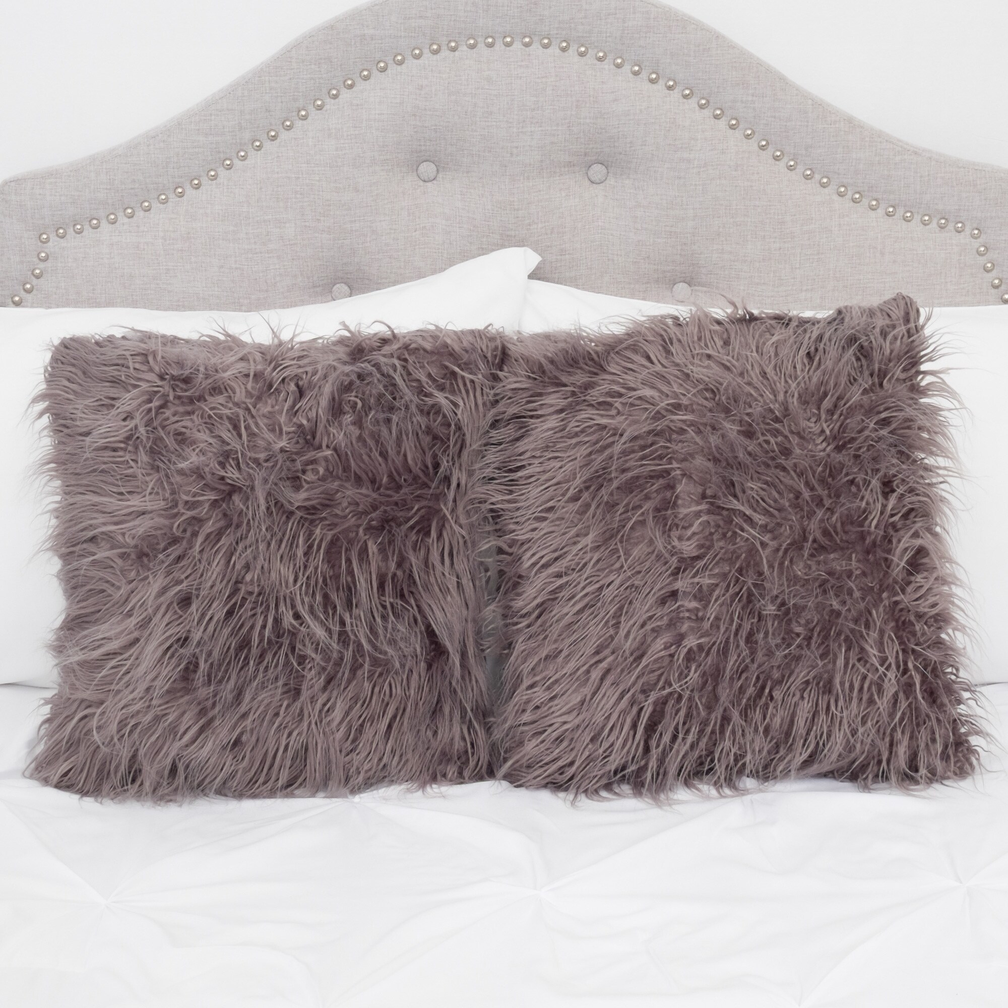 red decorative throw pillows