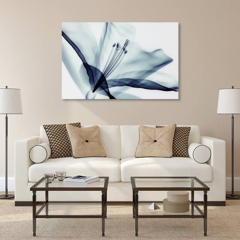 Amaryllis Flower Wall Art Printed on Free Floating Tempered Glass