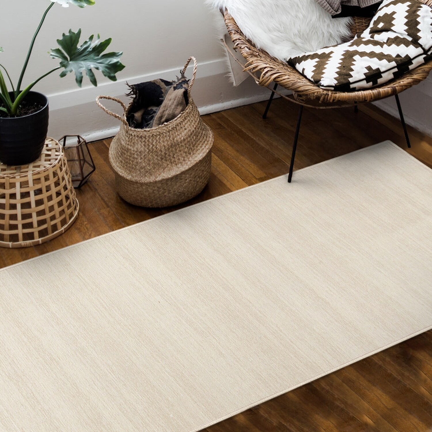 https://ak1.ostkcdn.com/images/products/15367469/RUGGABLE-Washable-Stain-Resistant-Runner-Rug-Solid-Textured-Cream-26-x-7-b760d47e-853c-4db0-8c03-21a7da32fc97.jpg