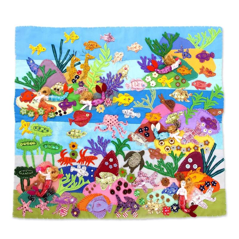 Handmade Coral Mermaids Cotton Blend Patchwork Wall Hanging (Peru)