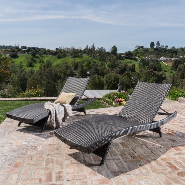 Thira Outdoor Aluminum Wicker Chaise Lounge by Christopher Knight Home (Set of 2)