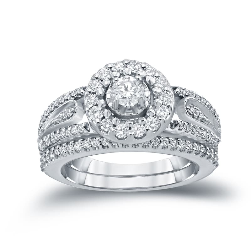 14k Gold 3/5ct TDW Round Diamond Halo Engagement Ring Set by Auriya