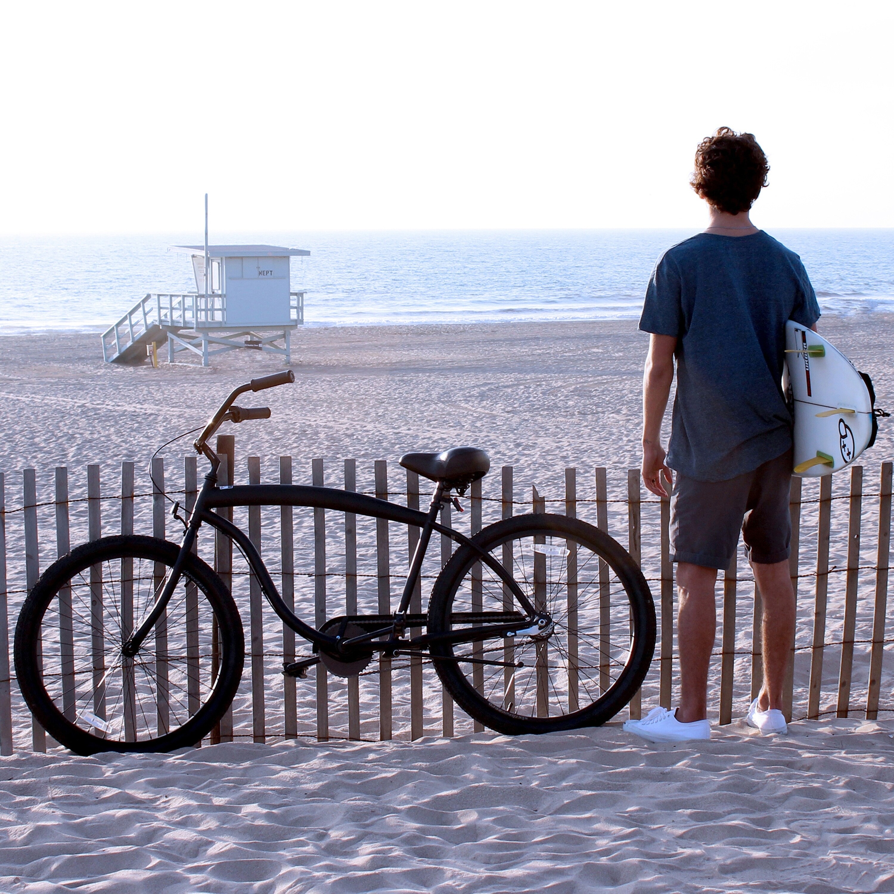 sixthreezero in the barrel men's cruiser bike