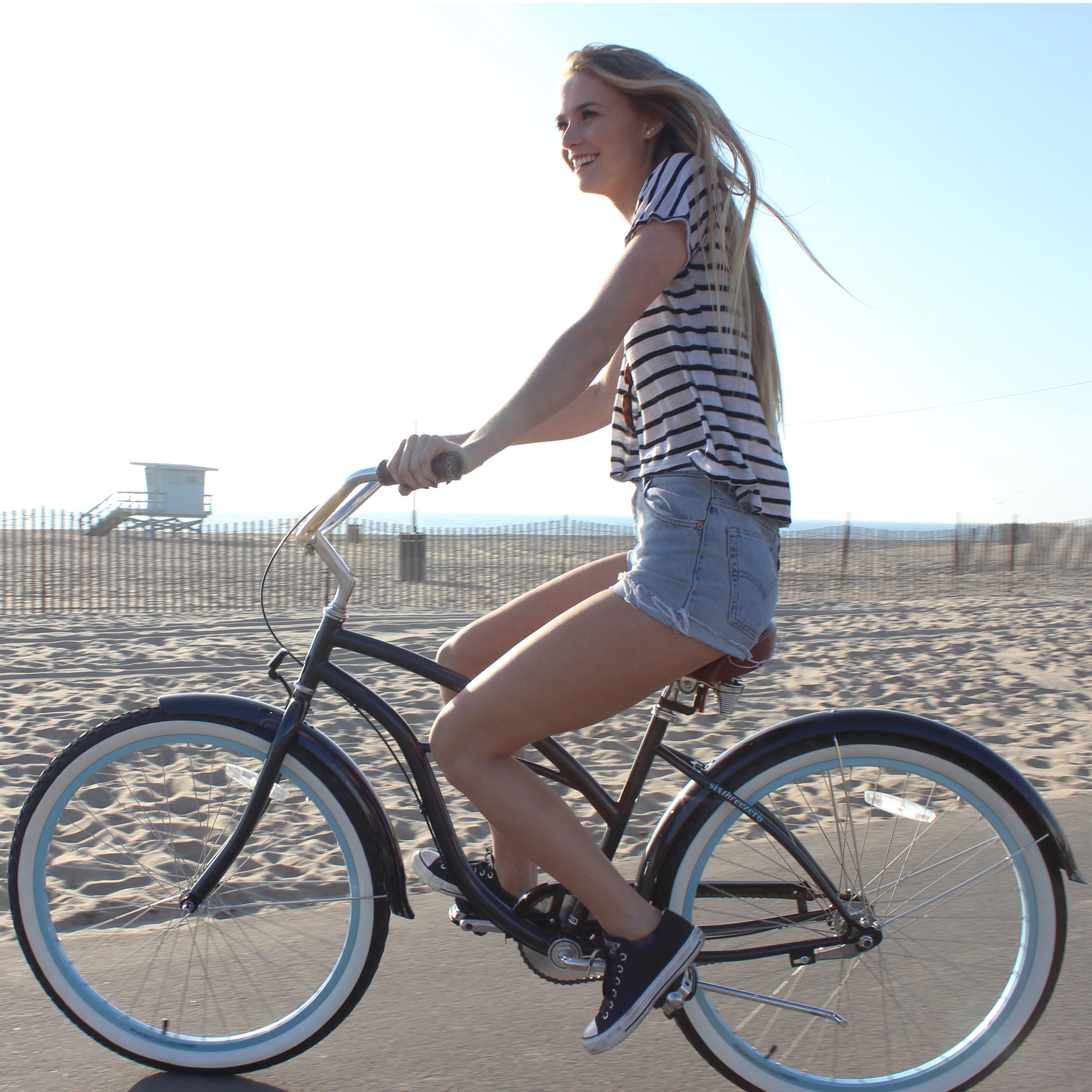 sixthreezero classic edition 3 speed women's beach cruiser bike