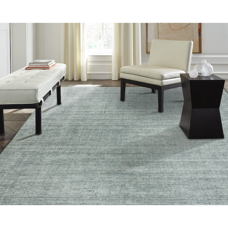Spa Blue Hand-woven Wool/ Silkette Area Rug
