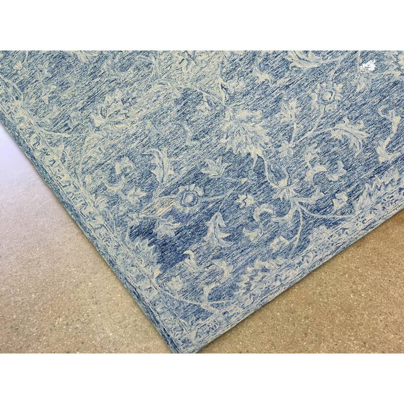 Sevita Blue Hand-tufted Wool Oriental Area Rug