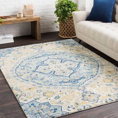 Amelia Vintage Persian Medallion Cream/ Blue Area Rug - 5'3" x 7'3"/Surplus