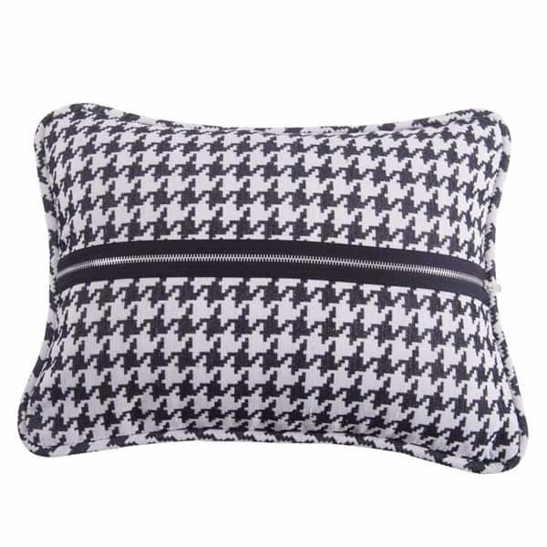 https://ak1.ostkcdn.com/images/products/15910845/HiEnd-Accents-Houndstooth-DecoThrow-Pillow-With-Piping-And-Zipper-Detail-17X13-9ff37c08-ded0-4254-a702-8b368ba8775f_600.jpg?impolicy=medium