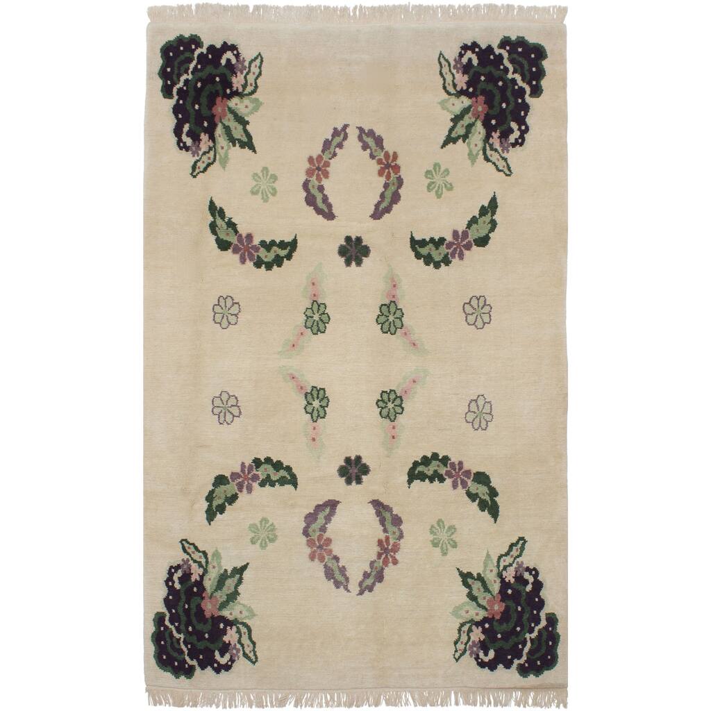 ecarpetgallery Hand-Knotted Karma Ivory Wool Rug (6'8 x 10'8)