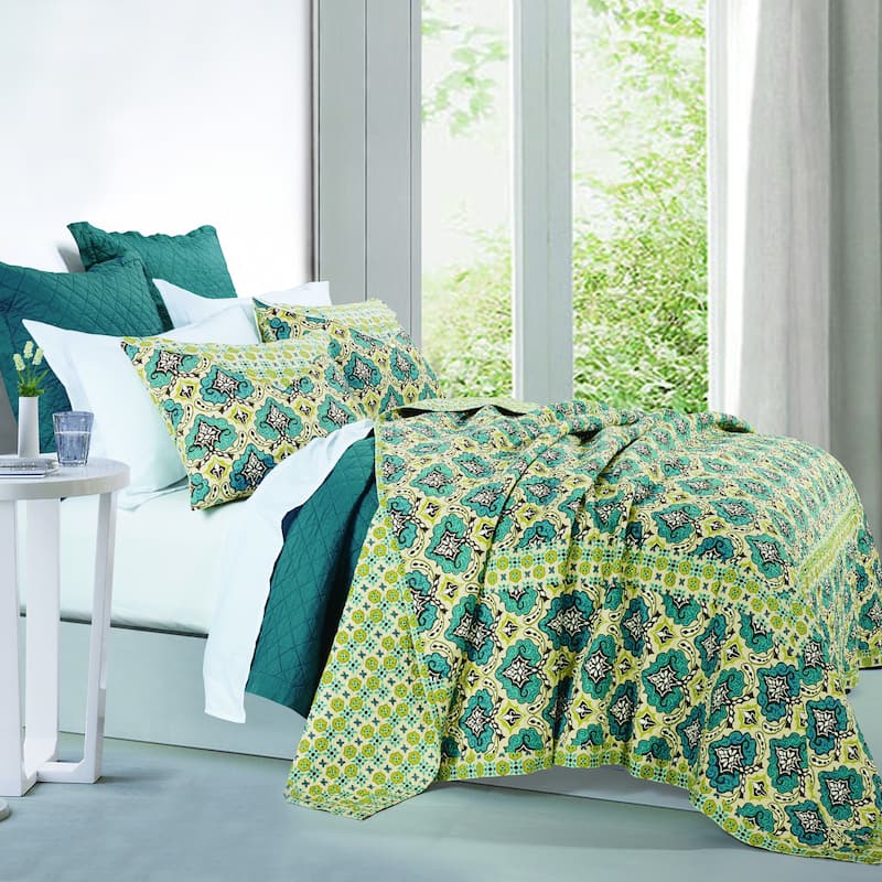 HiEnd Accents Salado Green/ Blue Cotton Quilt Set